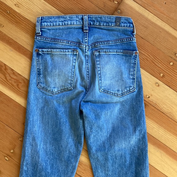 7 for All Mankind High Waist Cropped Straight Jeans 24 - Picture 6 of 6